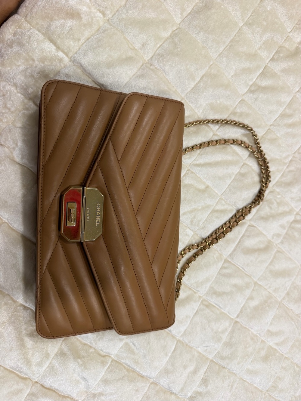 CHANEL Quilted Tan Leather Chain Shoulder Bag